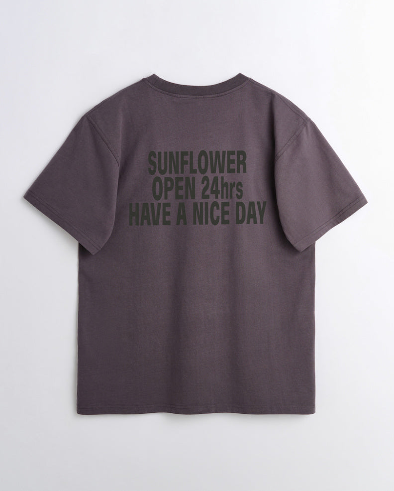 EASY HOURS TEE