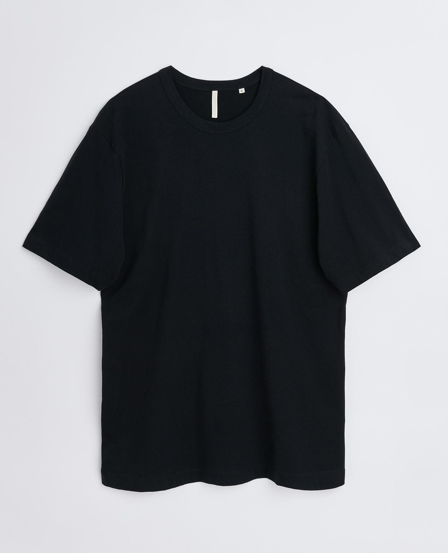 DAY TEE . BLACK