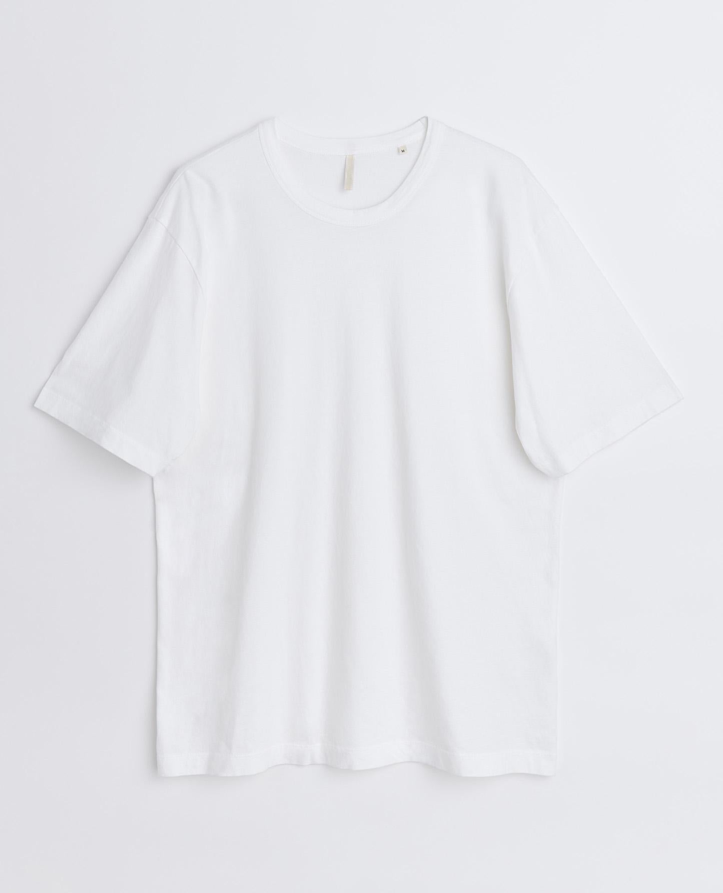 DAY TEE . WHITE