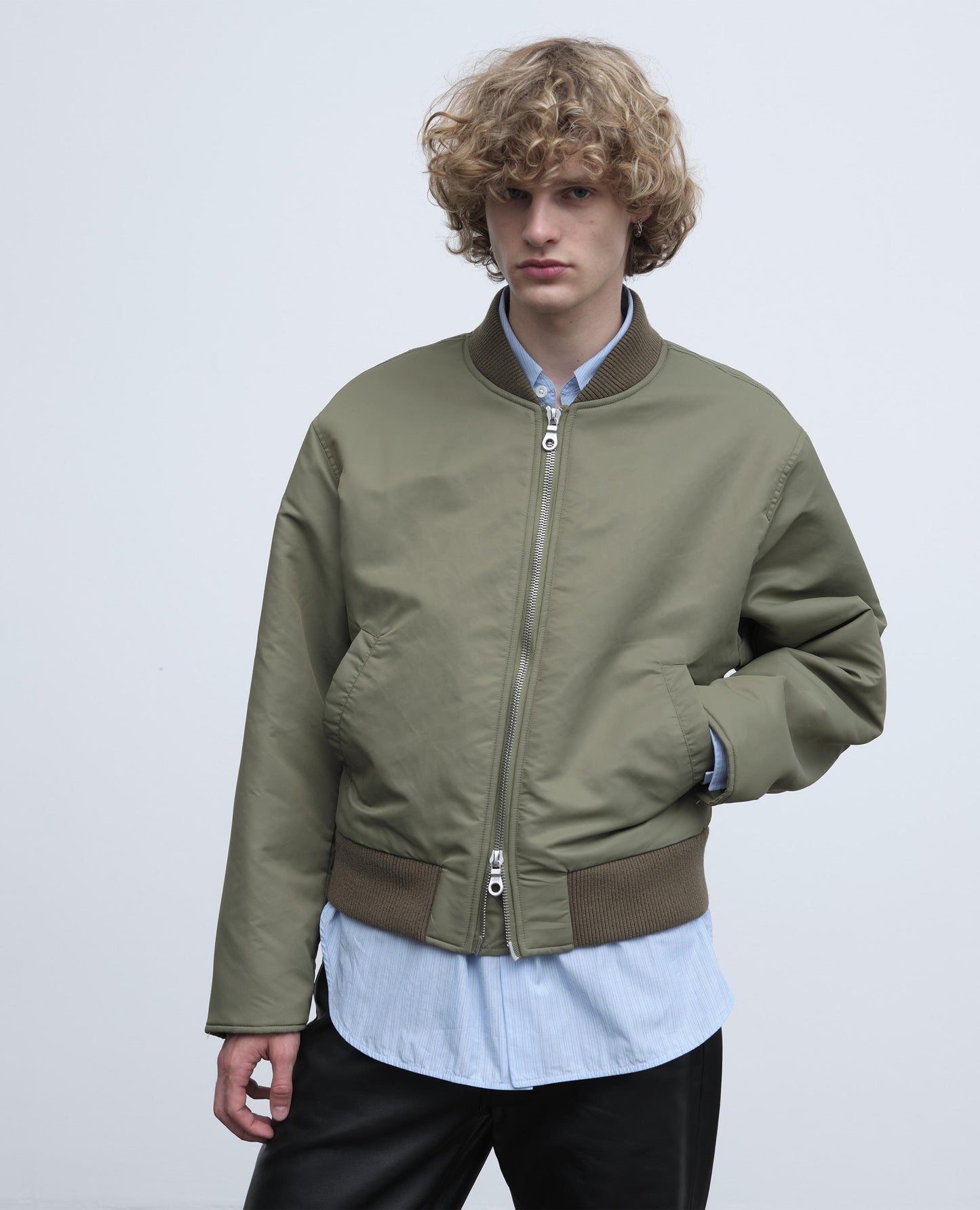 BOMBER JACKET . DARK OLIVE